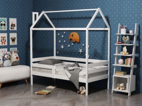 Детская кровать-домик из массива березы Соня-6 (800*1600) Белый/Лак в Казани - kazan.ok-mebel.com | фото